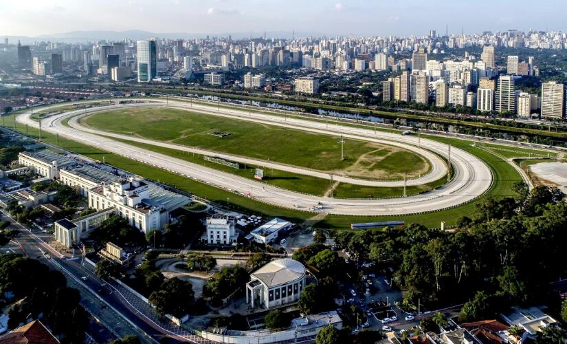 Nunes sugeriu a construção de um centro de equoterapia no local onde hoje está localizado o Jockey Club