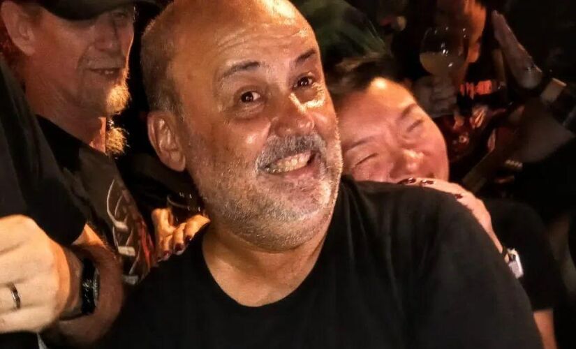 Proprietário do bar tinha 57 anos e foi assassinado na rua em frente ao estabelecimento