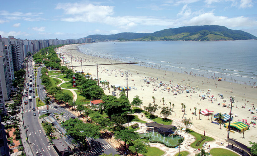 Santos e São Vicente estão com todas as praias impróprias para o banho de mar