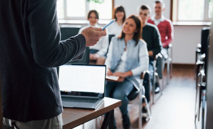 Estão abertas as inscrições para concurso da Secretaria da Educação do Estado de São Paulo para contratar professores