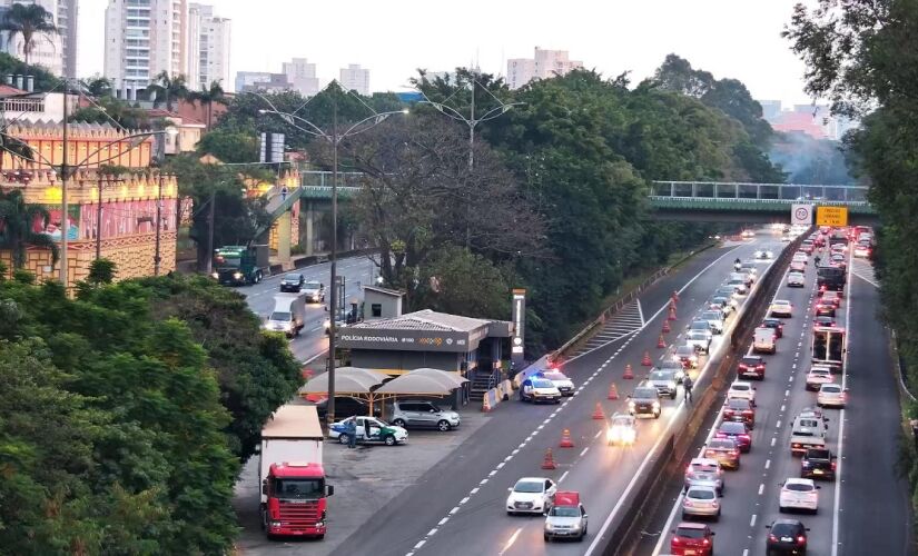 Rodovias do SAI estão com operação comboio devido à neblina