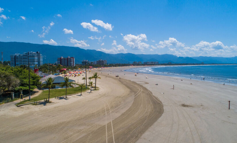 Também na Praia da Enseada, outro dois homens, de 39 e 38 anos, se afogaram