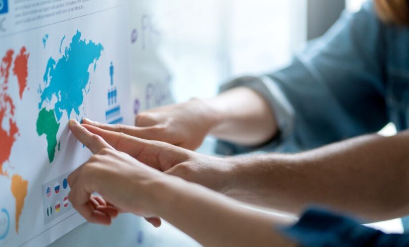 Movimento fica evidente quando se observa a queda nas buscas por destinos tradicionalmente associados à festa