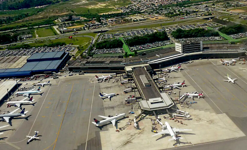 Polícia Federal (PF) prendeu três pessoas nesta quarta-feira (31/7) ao tentar embarcar com drogas no Aeroporto Internacional de Guarulhos