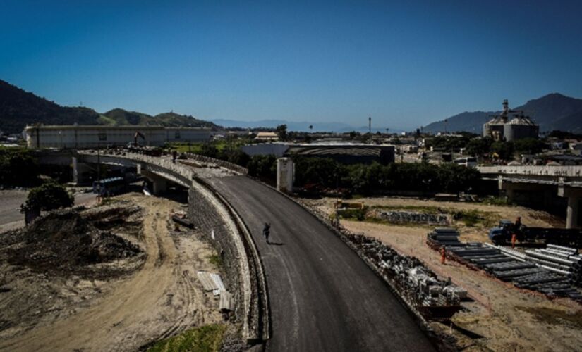 As obras dos Contornos de São Sebastião estão em fase final, com 96,9% de avanço