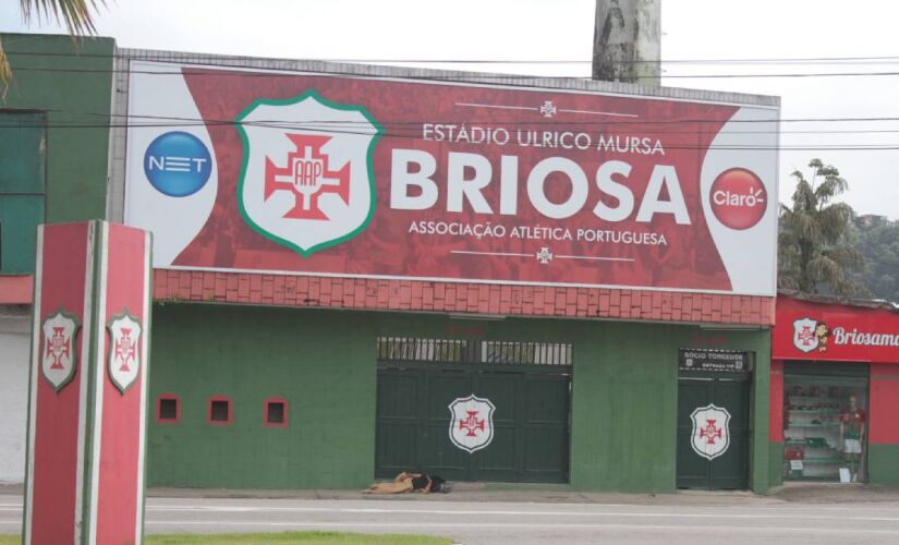 Estádio da Portuguesa Santista, o Ulrico Mursa; clube não atua desde a derrota no jogo de acesso da A2 do Paulista