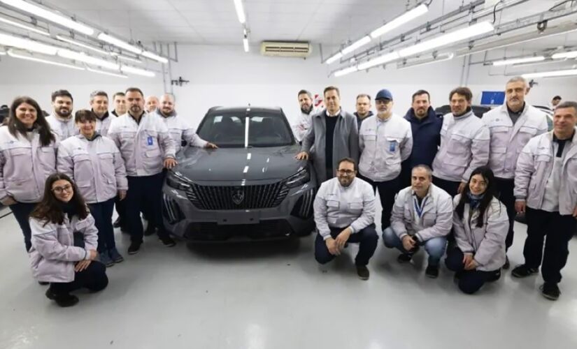 Novo Peugeot 2008 na fábrica de El Palomar, na Argentina