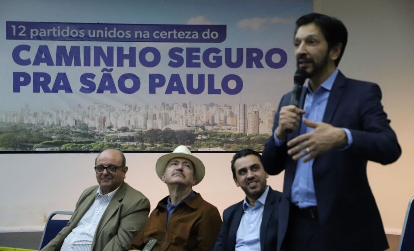 O prefeito Ricardo Nunes durante encontro com pré-candidatos à Câmara de SP