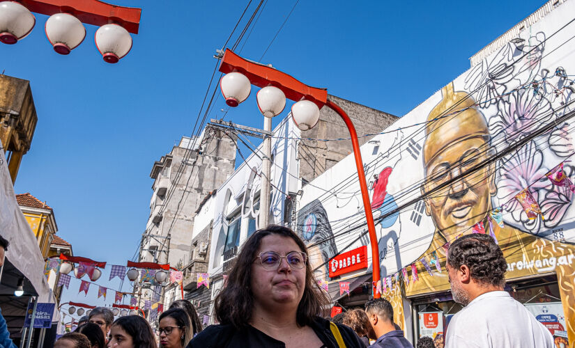 Entre as recomendações que o turista não pode deixar de fazer está a Feira da Liberdade