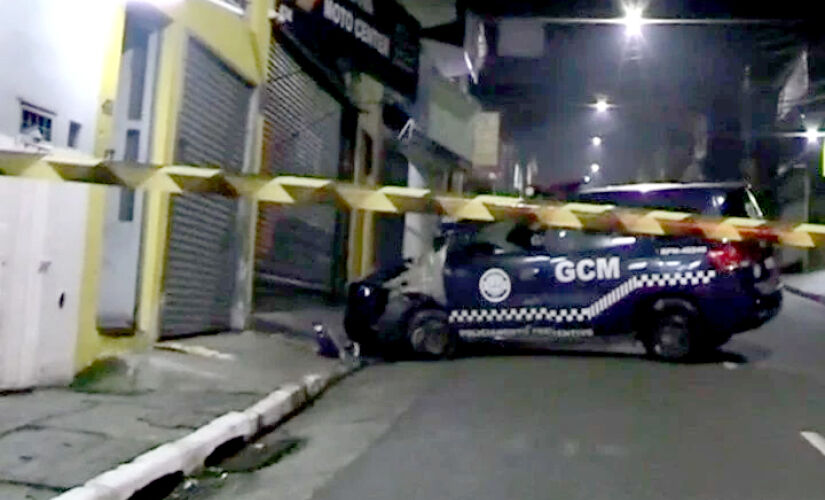 Na noite desta quarta-feira (10/07) uma viatura da Guarda Civil Municipal de Mauá, no ABC Paulista, foi furtada durante uma ocorrência