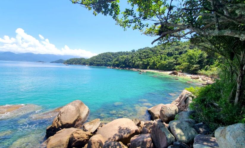 Local, chamado de 'Ilha das Couves', é perfeito para as famílias que buscam lazer, relaxar e oportunidade de mergulhar com profissionais.