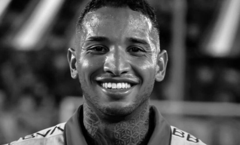 Juan Izquierdo, atleta do Nacional, morreu após passar mal em campo em jogo de Libertadores contra o São Paulo