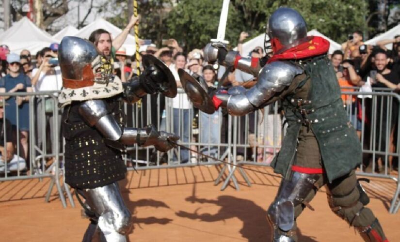 Uma Noite na Taverna traz uma experiência medieval