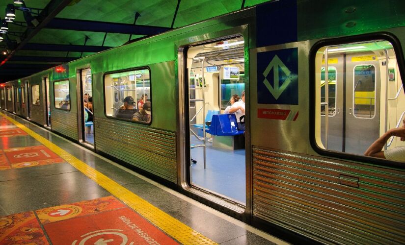 Linha 1-Azul do Metrô atuou com velocidade reduzida na manhã desta quarta-feira (25/9) 