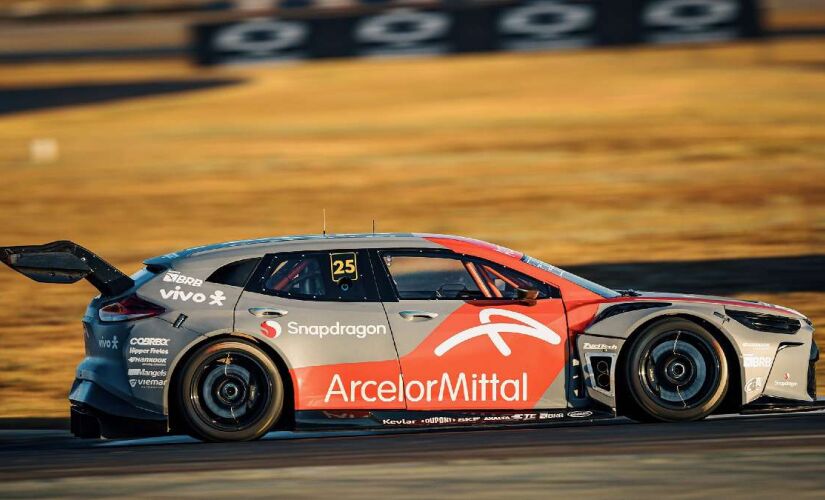 Projeto do Tracker Stock Car foi comandado pela Audacetech em parceria com a ArcelorMittal