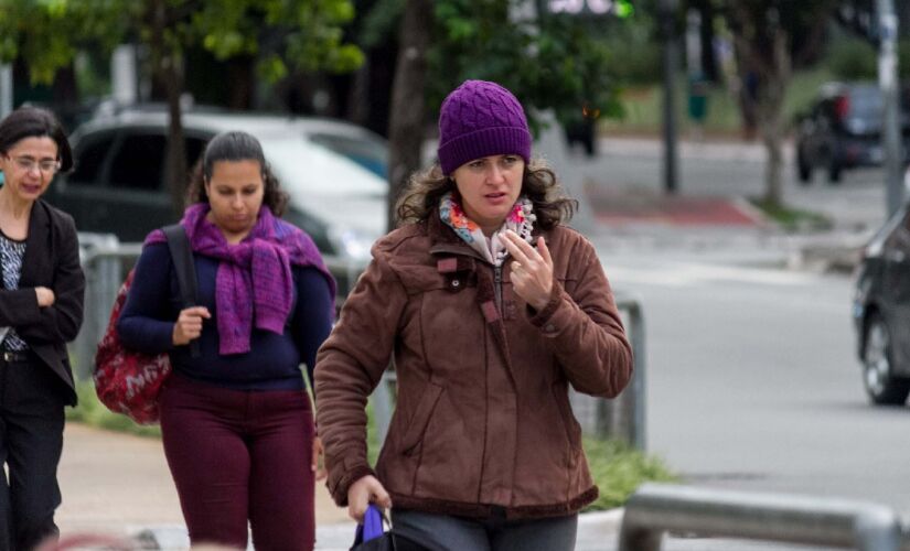 Com distanciamento da massa polar, temperaturas devem retornar a níveis mais comuns ao inverno brasileiro