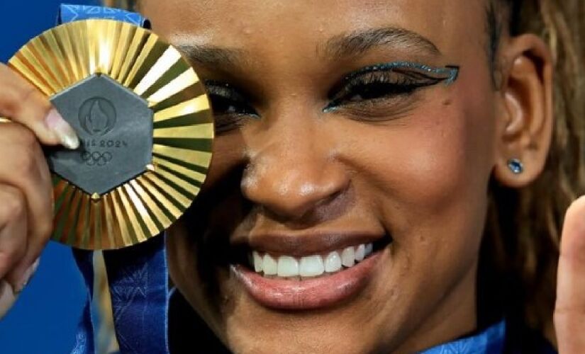 Rebeca Andrade conquistou, nesta segunda-feira, uma medalha de ouro nas Olimpíadas de Paris 2024