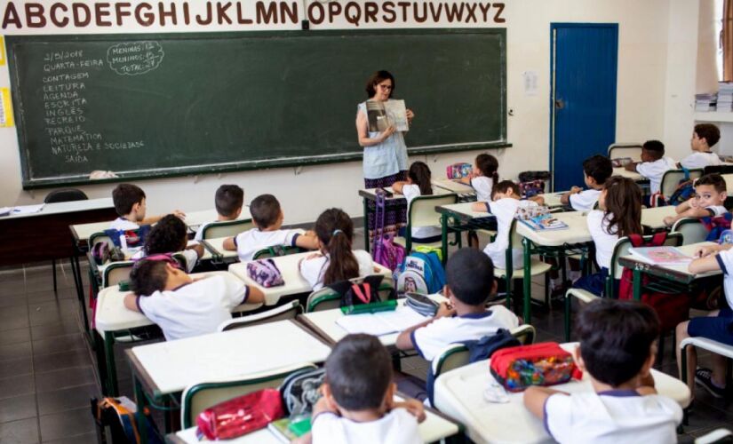  há vagas em classes dos anos iniciais (1&ordm; ao 5&ordm; ano) e anos finais 