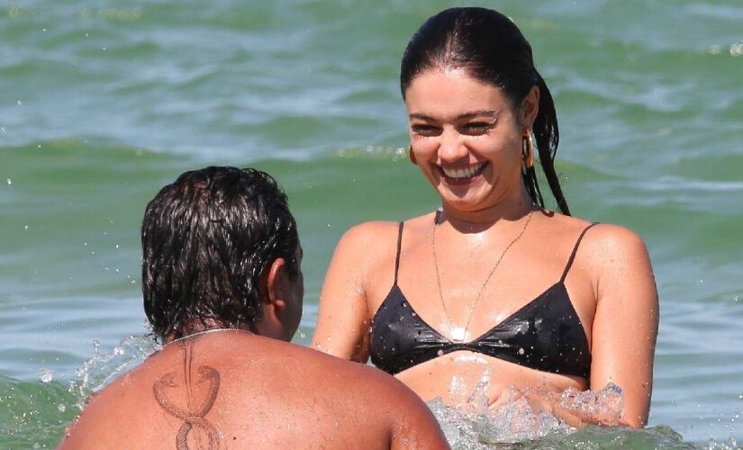 Sophie Charlotte e Xamã na praia da Barra da Tijuca