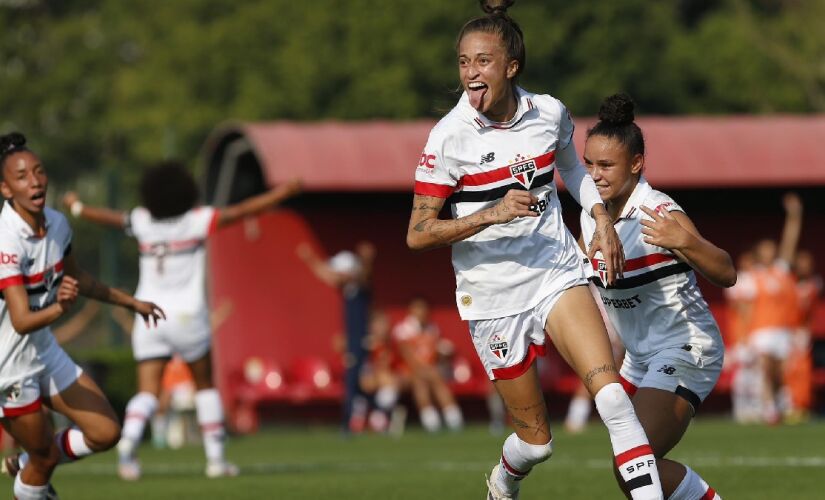 São Paulo enfrenta o Grêmio, nesta segunda-feira, pelo Brasileirão Feminino A1