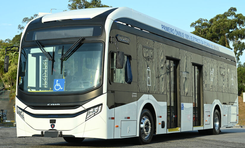 Ônibus elétrico Scania K 230E B4x2LB