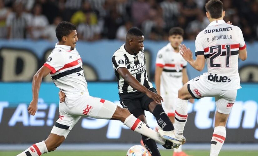 São Paulo enfrenta, nesta quarta-feira, o Botafogo e decide quem vai às semis da Libertadores