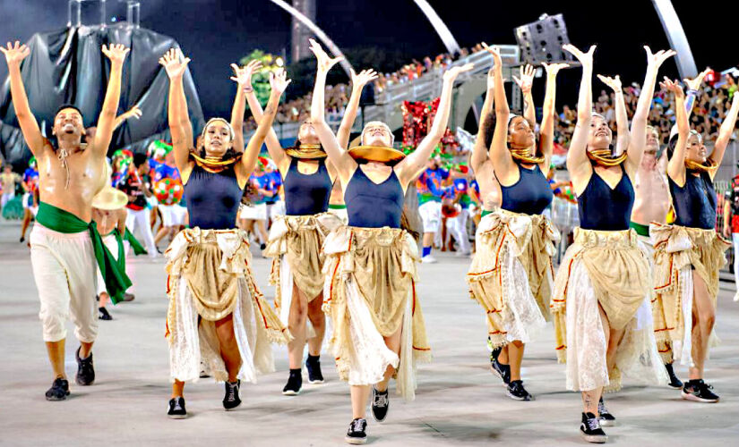 A partir do dia 18 de janeiro, as 32 escolas de samba filiadas à Liga-SP passam pelo sambódromo do Anhembi para os ensaios técnicos