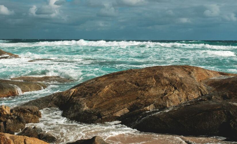 Plataforma alerta risco de desastres naturais no litoral paulista com 4 dias de antecedência