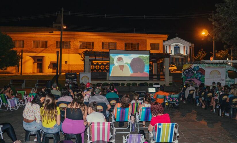 A programação do 'CineSolar' é para todas as idades