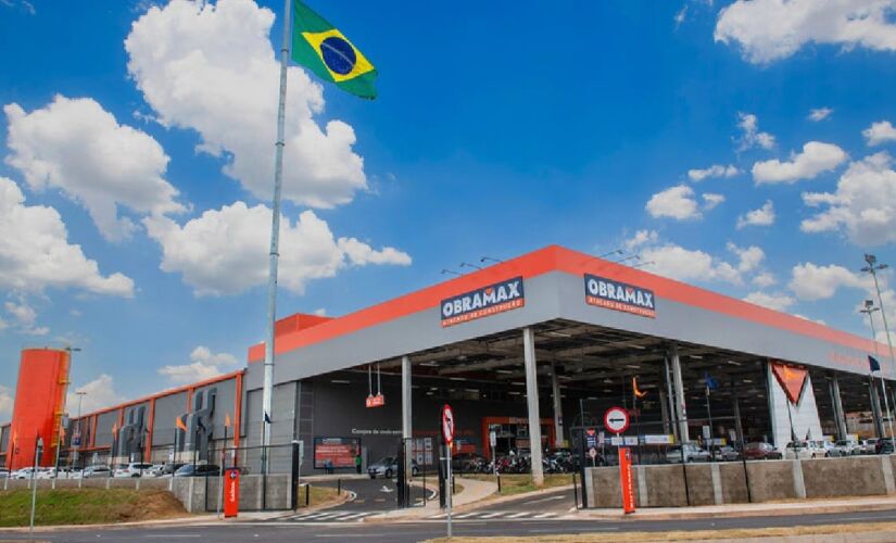 A Obramax é um dos maiores atacados de materiais de construção do Brasil 