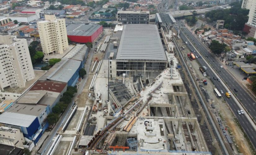 Montagem do primeiro trem da Linha 17-Ouro está acontecendo no Pátio Água Espraiada, em São Paulo