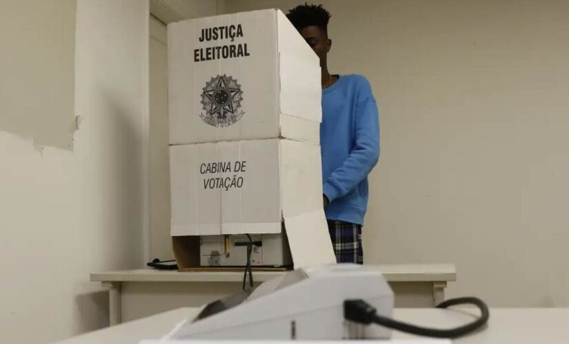 Eleitor que não for às urnas tem até 60 dias para justificar ausência