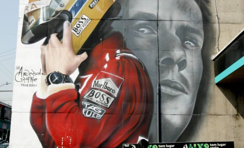 Grafite de Ayrton Senna feito por Anderson (Grafite) Araújo, em São Paulo