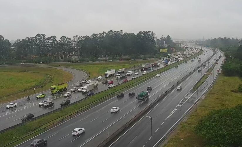 Rodovias que chegam à Capital têm trânsito lento nesta sexta (25/10)