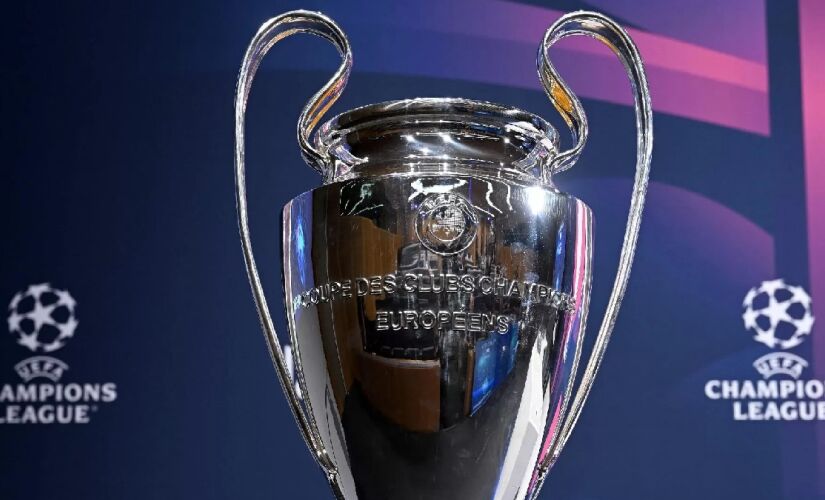 A UEFA Champions League (ou Liga dos Campeões, em português), competição mais importante do continente europeu, passou por uma mudança no formato