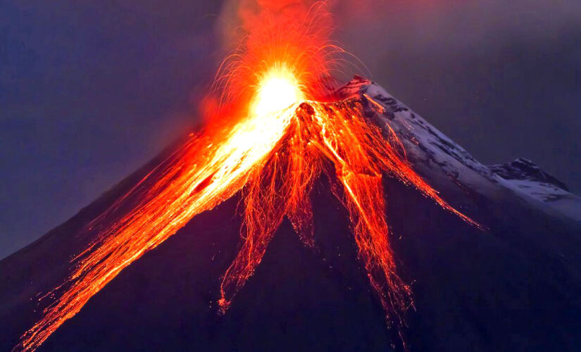 Grandes vulcões podem expelir uma quantidade inigualável de lava capaz de destruir toda uma região.