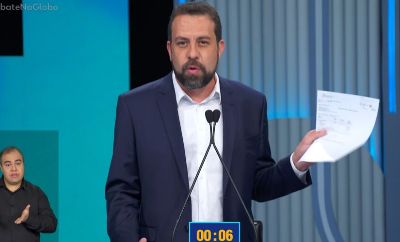 Boulos apresenta exame toxicológico durante debate na Globo