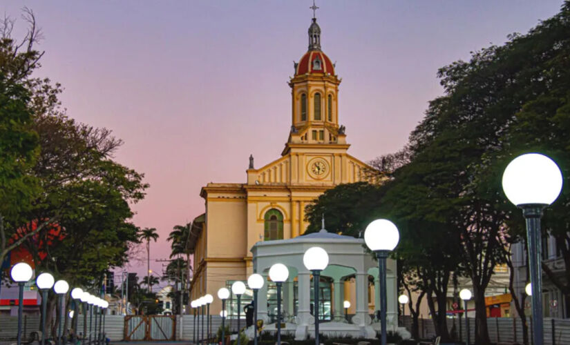 Praça Padre Miguel faz parte do Centro Histórico de Itu, município turístico do interior de SP 