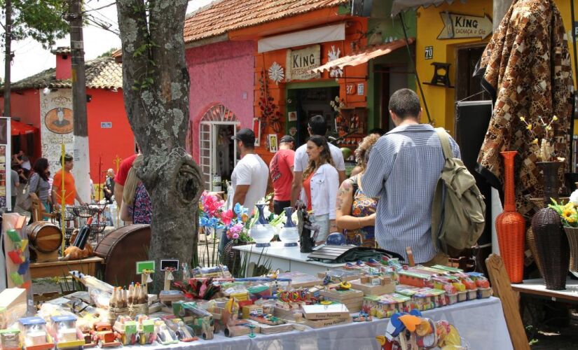 Tradicional Feira da Artesanato atrai cerca de 15 mil turistas por edição