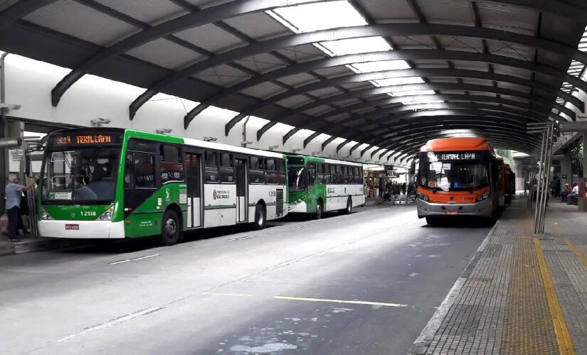 Governo do Estado de São Paulo deve garantir a gratuidade nos transportes públicos da cidade