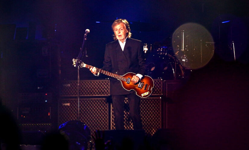 Paul McCartney se apresenta no Allianz Parque, na região da Pompeia, em São Paulo