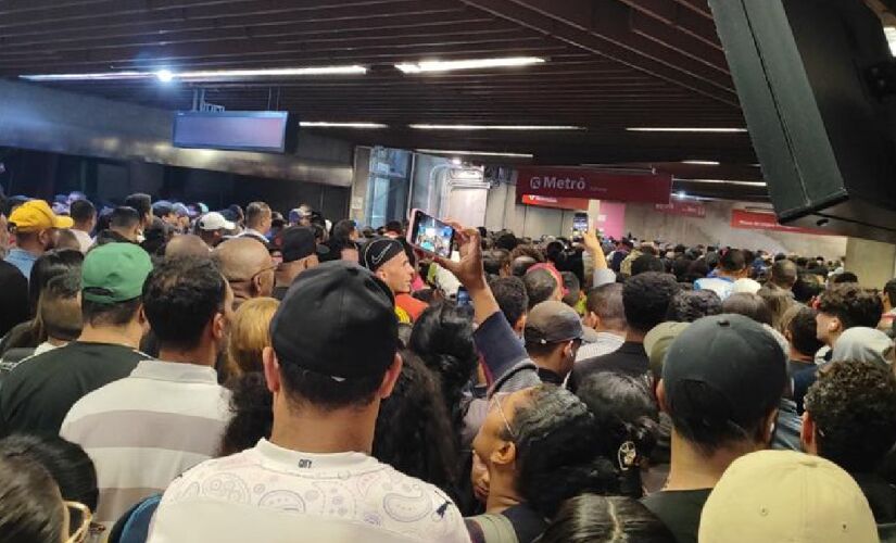 Vazamento causou atraso aos passageiros na estação Luz 