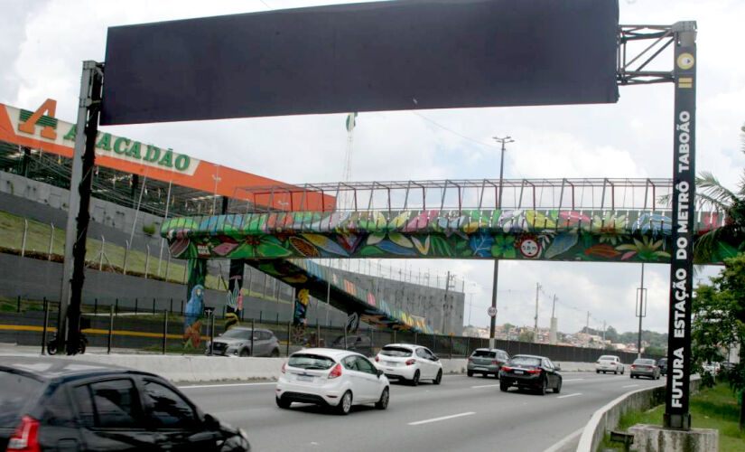 Estação de Taboão da Serra irá funcionar na antiga concessionária Sorana Sul, às margens da avenida Aprígio Bezerra da Silva (antiga rodovia Régis Bittencourt)