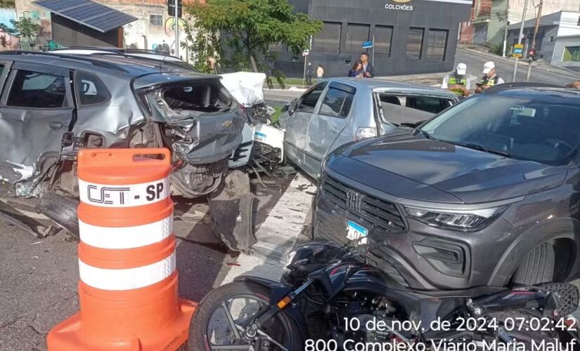 Acidente na região do Sacomã causa congestionamento