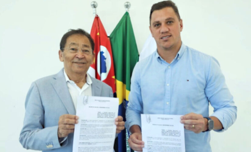 Aprígio (esq.) e Engenheiro Daniel iniciam processo de transição em Taboão da Serra, na região metropolitana de São Paulo