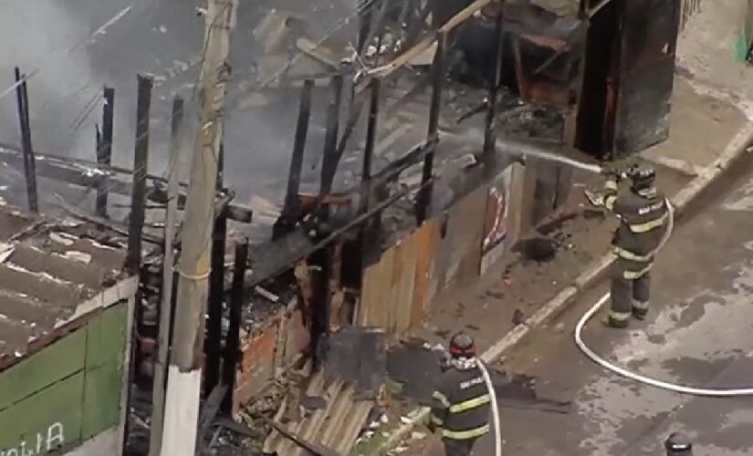 Sete equipes do Corpo de Bombeiros foram empenhadas para o atendimento da ocorrência