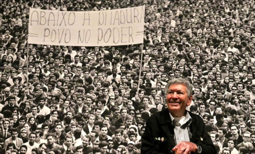 Fotojornalista Evandro Teixeira em exposição dedicada a ele