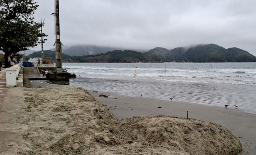 Sol aparecerá com aumento de nuvens e pancadas de chuva no fim da manhã e à tarde, com previsão de chuva forte à noite no litoral paulista