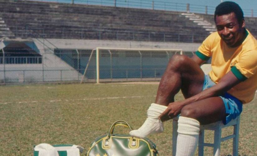 Escolha da data de abertura à homenagem não foi à toa, há 55 anos o camisa 10 marcou seu milésimo gol