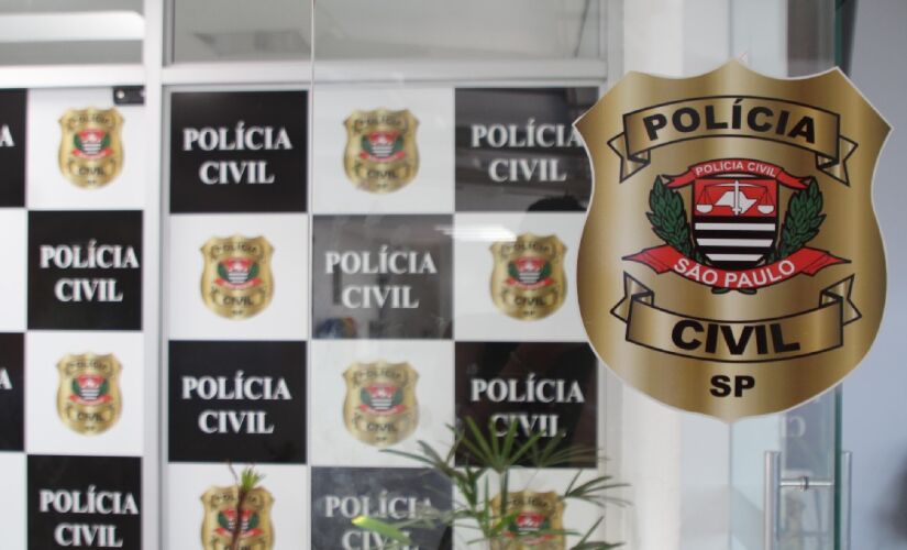 Polícia cumpre 585 mandados relacionados à lavagem de dinheiro, incluindo investigações sobre empresas falsas